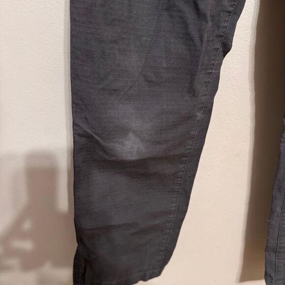 Vuori women’s charcoal ripstop pants size small - Picture 3 of 8